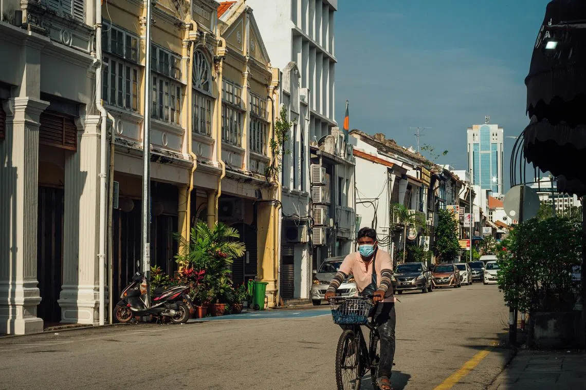 A Level 1 warning is issued when temperatures at a location are between 35 deg C and 37 deg C for three consecutive days.