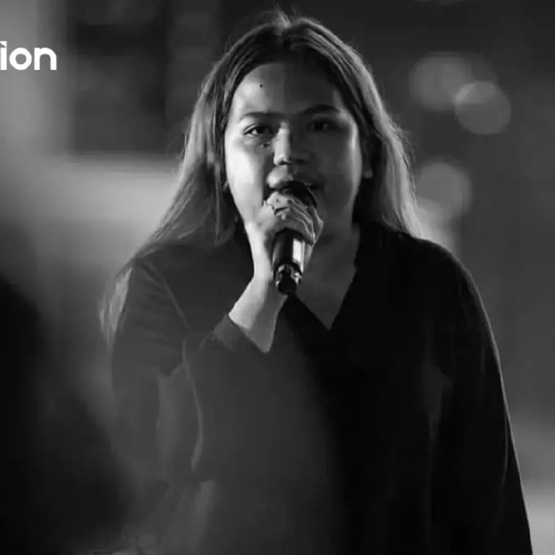 Netiporn Sanae-sangkhom, an activist from the pro-democracy “Thaluwang” group, had been held in pre-trial detention since January.