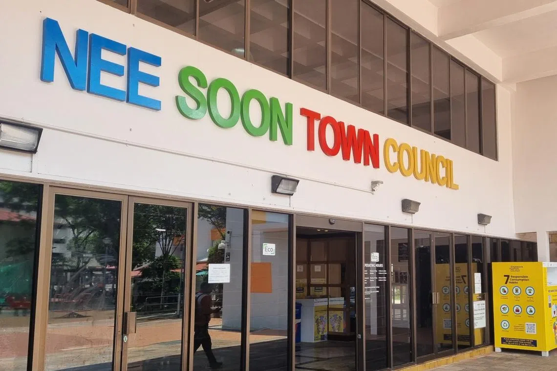 The resident owes Nee Soon Town Council $3,040.70.