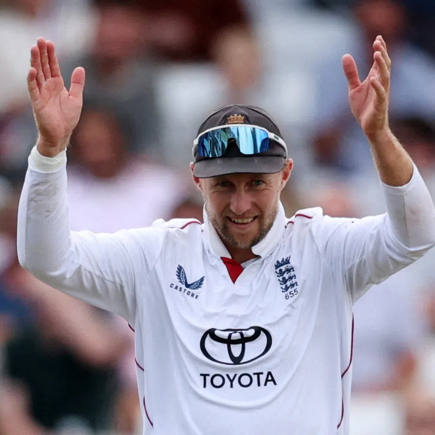 FILE PHOTO: Cricket - England v New Zealand - Third Test - Trent Bridge Cricket Ground, Nottingham, Britain - June 28, 2026  England's Joe Root reacts Action Images via Reuters/Andrew Boyers/File Photo