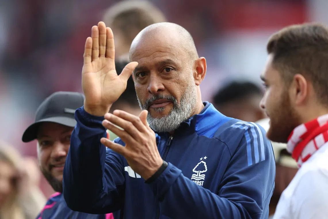 FILE PHOTO: Soccer Football - Premier League - Nottingham Forest v Chelsea - The City Ground, Nottingham, Britain - May 25, 2025  Nottingham Forest manager Nuno Espirito Santo during a lap of appreciation after the match REUTERS/David Klein/File Photo