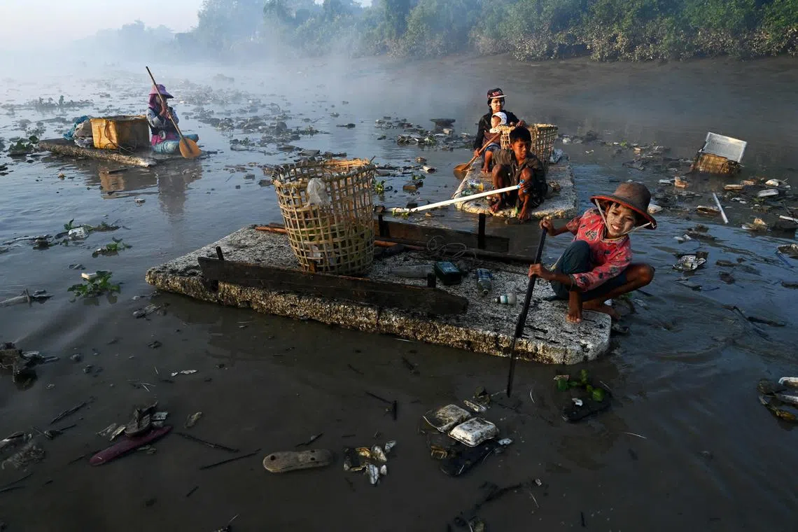 A new UN report is calling for urgent action to clean up the environment, especially waterways.