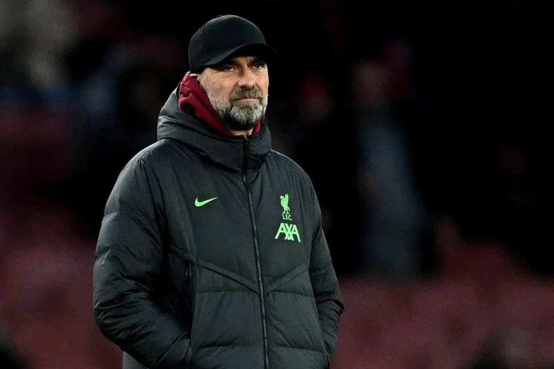 FILE PHOTO: Soccer Football -  FA Cup - Third Round - Arsenal v Liverpool - Emirates Stadium, London, Britain - January 7, 2024 Liverpool manager Juergen Klopp looks on during the warm up before the match REUTERS/Dylan Martinez/File Photo
