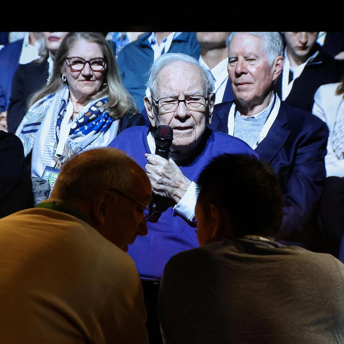 Billionaire investor Warren Buffett omitted the Gates Foundation from his annual mid-year charitable donations.