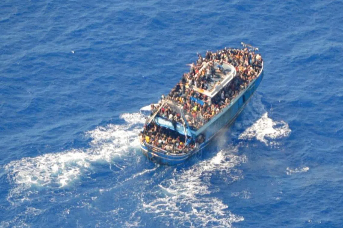 Witness accounts suggested 400 to 750 people had crammed onto the 20m-long to 30m-long fishing boat.