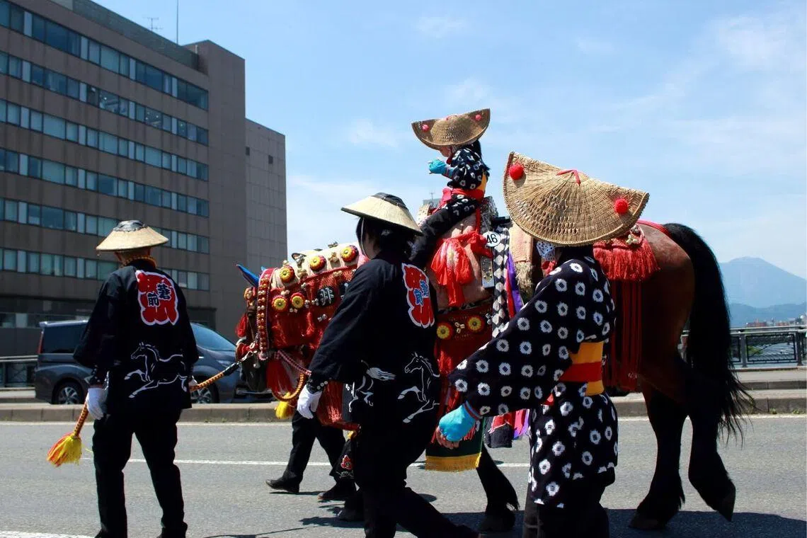 Crowds line streets in Japanese town for ‘chagu chagu umakko’ horse parade