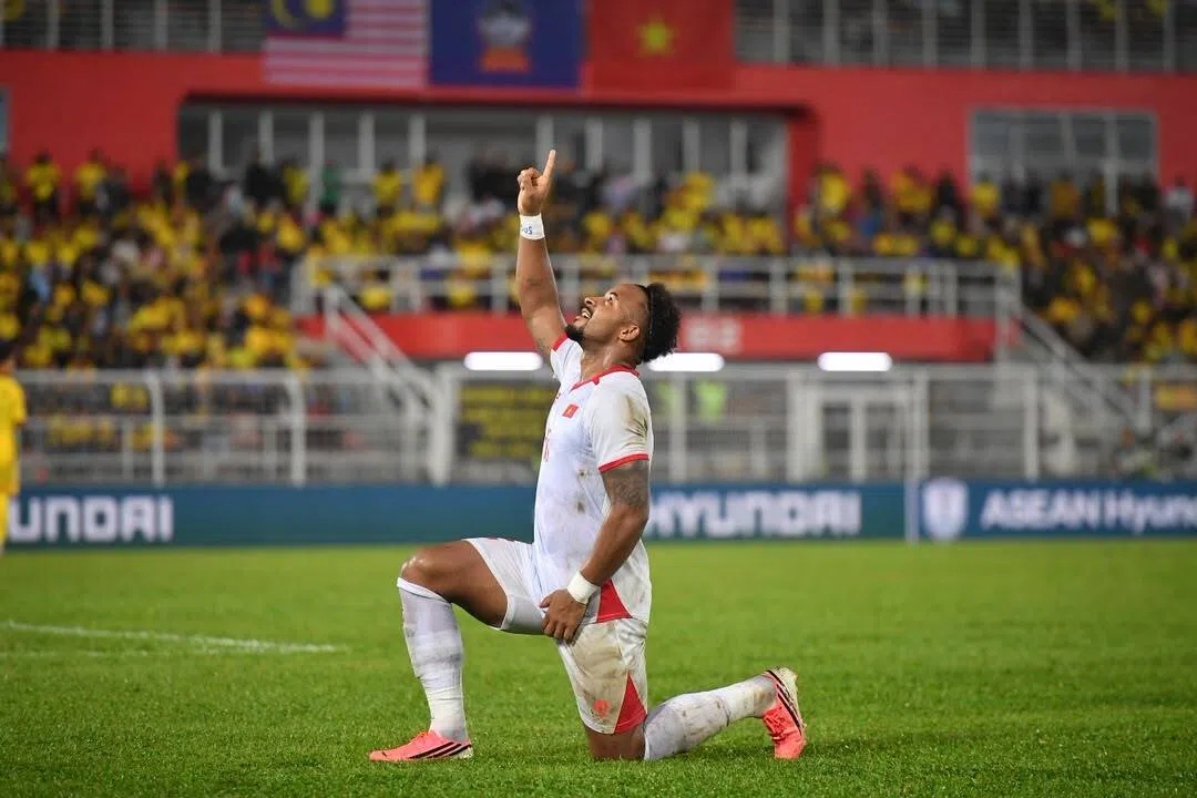 Brazilian-born striker Nguyen Xuan Son – also known as Rafaelson – put the visitors ahead with a stunning diving header five minutes into first-half stoppage time.
