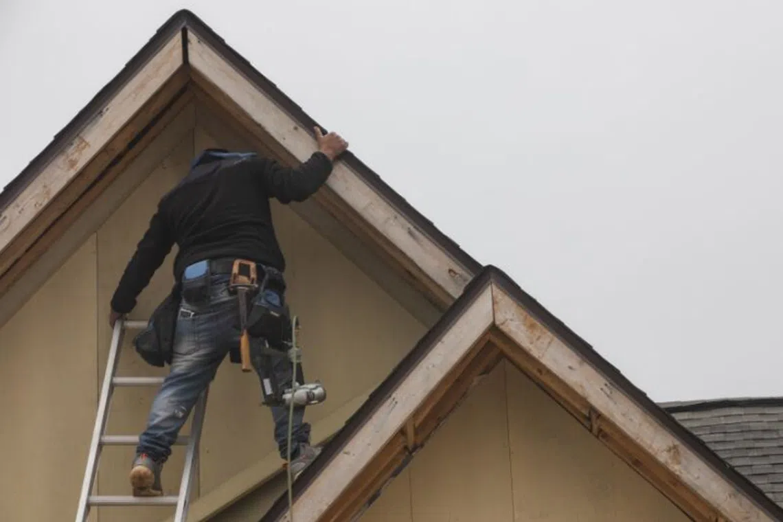 A US construction worker in Alabama. The planned new rule by the FTC would raise wages and improve career paths.