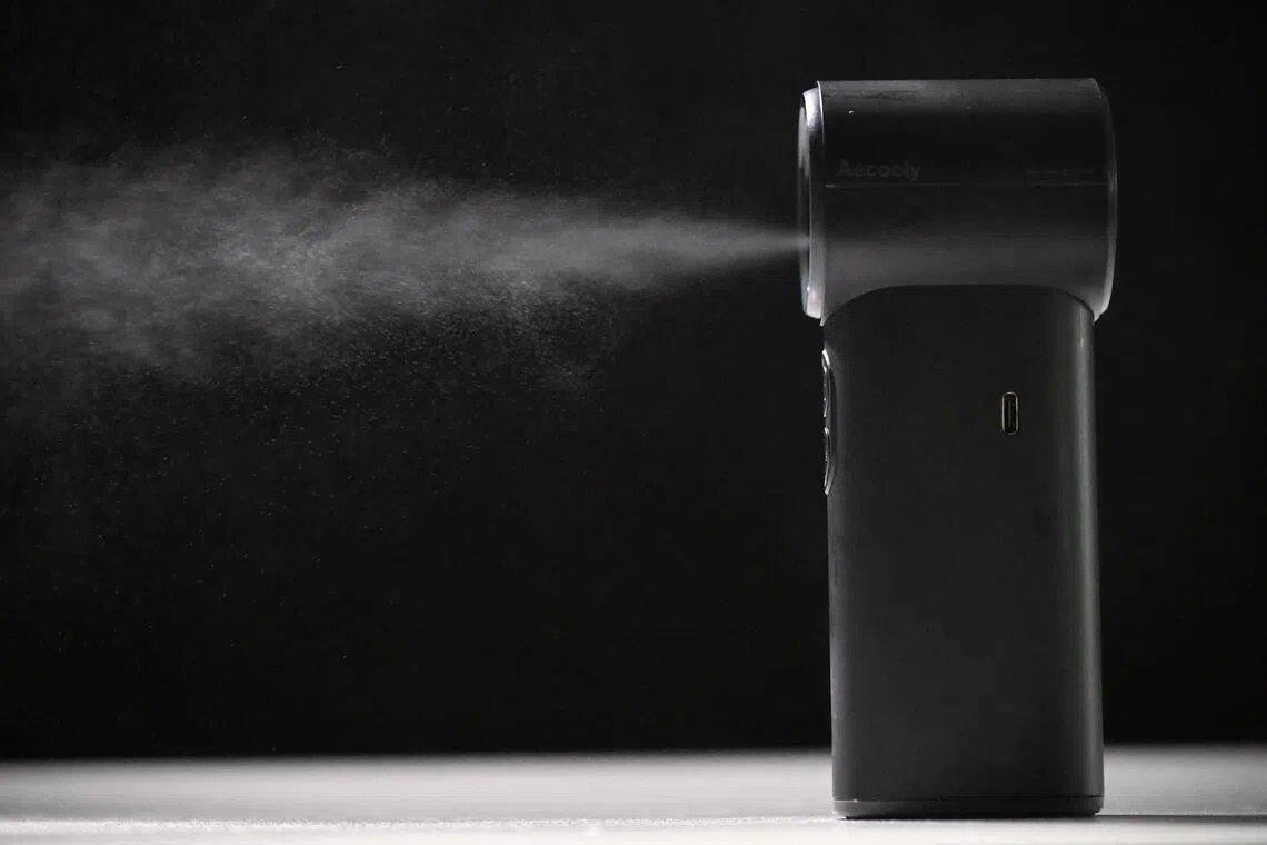 The Aecooly Cold Air’s high-pressure atomiser disperses millions of micron-level mist particles a minute.