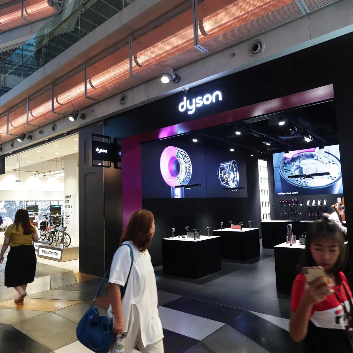 The move is the latest staffing shakeup at the firm overseeing Britain’s biggest fortune.