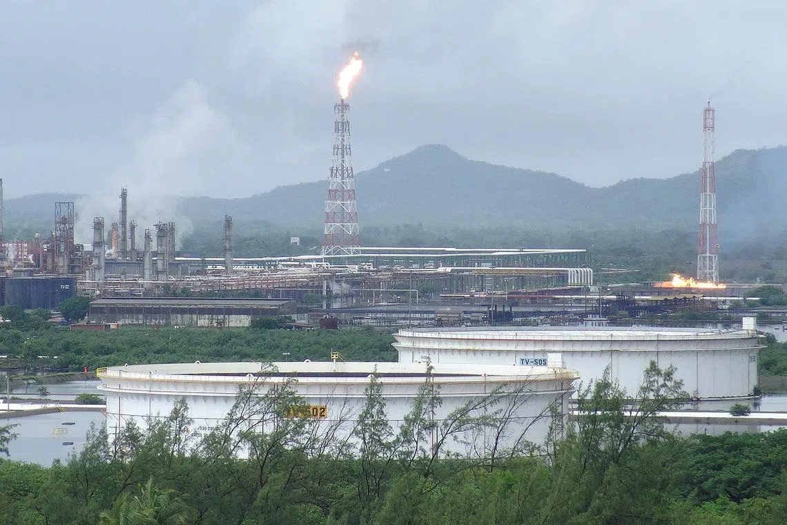 A general view shows Mexico's state-owned oil firm Pemex Salina Cruz refinery in Salina Cruz, in Oaxaca state, Mexico, June 13, 2017. REUTERS/Jose de Jesus Cortes/ File Photo