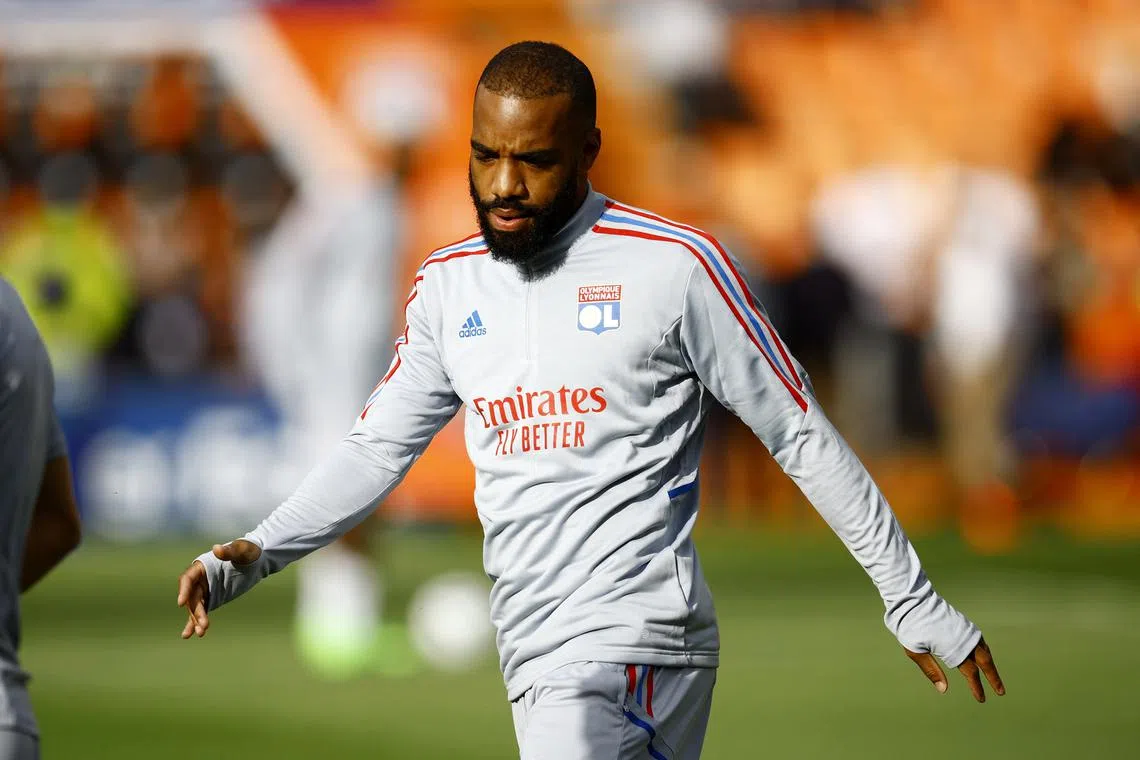 FILE PHOTO: Soccer Football - Ligue 1 - Lorient v Olympique Lyonnais - Stade du Moustoir, Lorient, France - September 7, 2022 Olympique Lyonnais' Alexandre Lacazette during the warm up before the match REUTERS/Stephane Mahe/File Photo