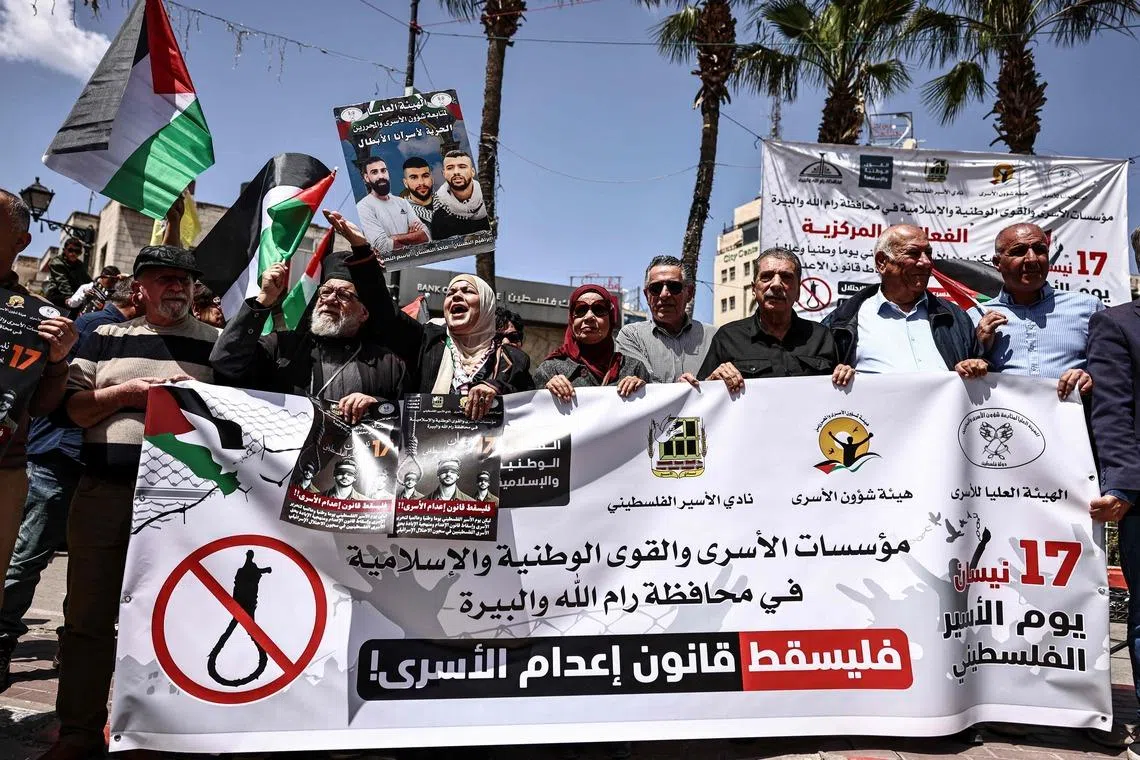 Little enthusiasm as Palestinians gear up for local polls