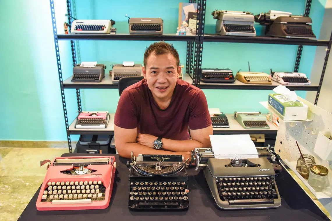 ST20230715_202329297334-Eugene Tan-Christine Chiu-cctype/

Owner of Vintage Empire, Jason Chong, 45, with some typewriters which he refurbished on July 15, 2023./

(ST PHOTO: EUGENE TAN)