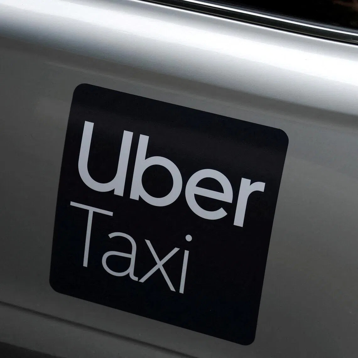 Uber is flattening management layers to simplify organisational complexity, its CEO says.