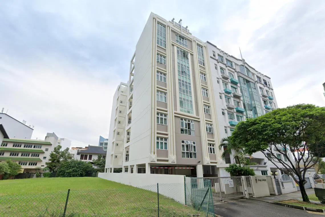 No injuries were reported, and police investigations are ongoing. 