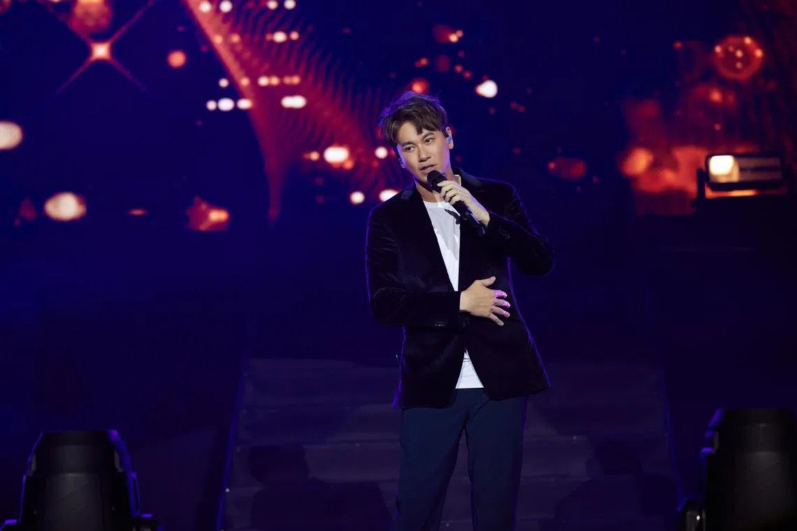 Taiwanese singer Sam Lee, also known as the Prince of Love Songs, will be holding his first solo concert in Singapore come September.