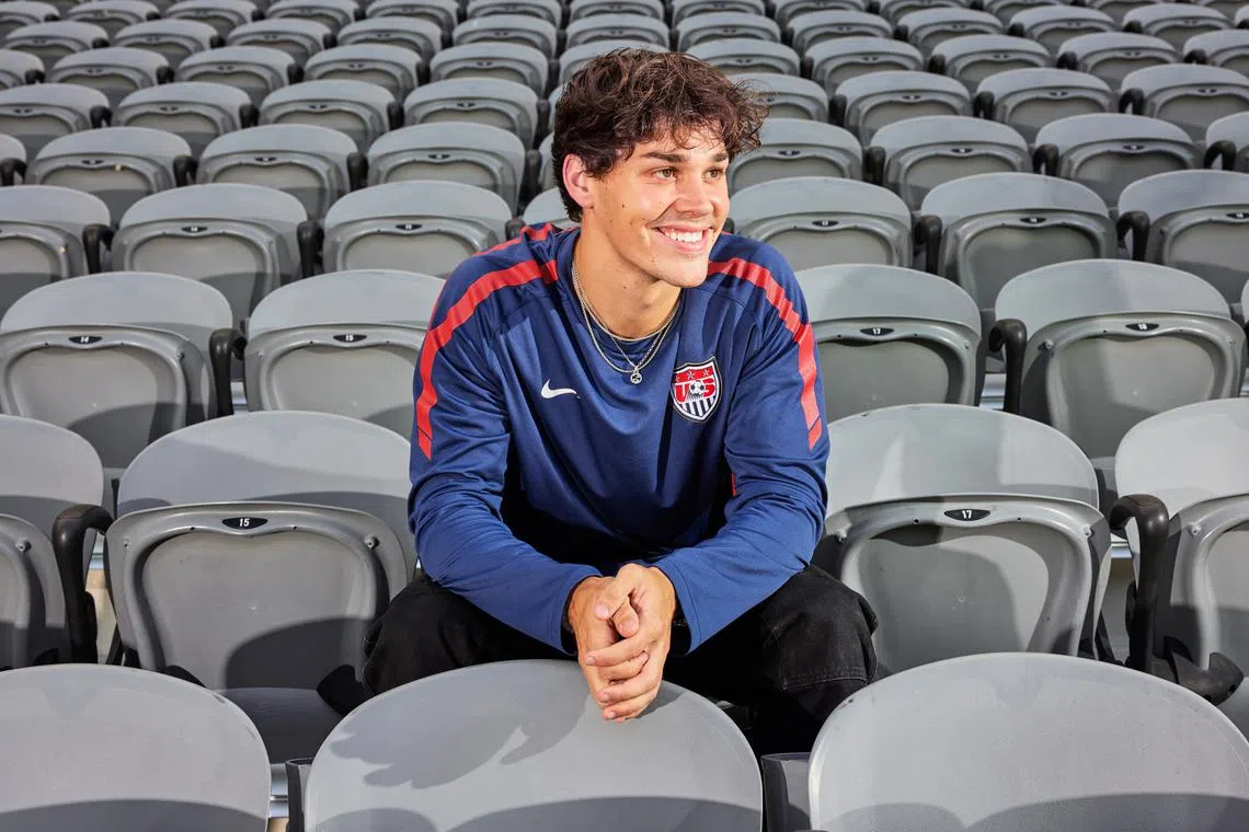 TikTok star Noah Beck is taking acting classes and will star in a feature film, The QB Bad Boy And Me.