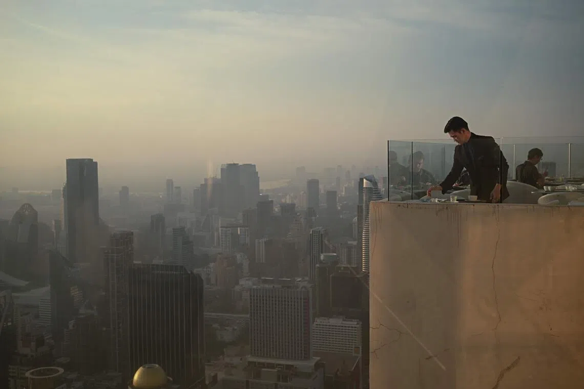 Bangkok wakes up to toxic air choking central business districts