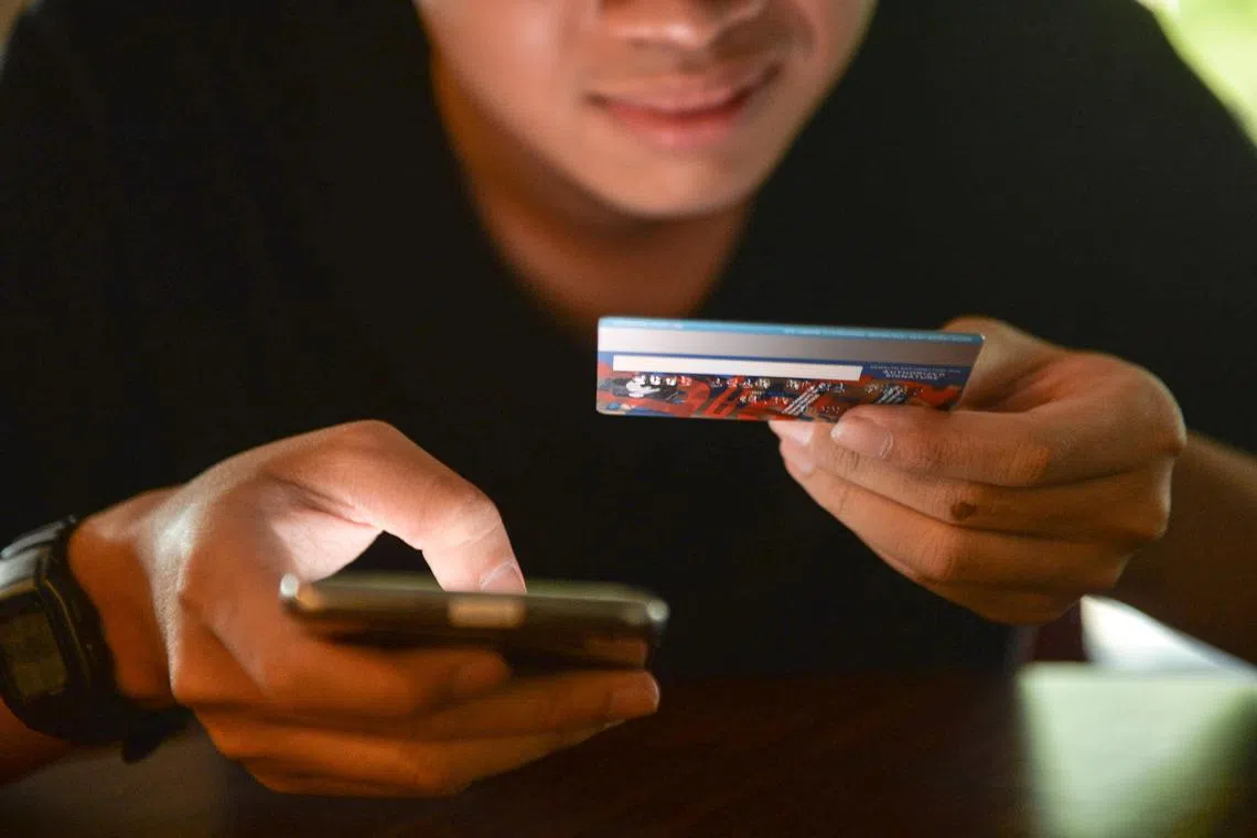 The victim had fallen prey to a government official impersonation scam.