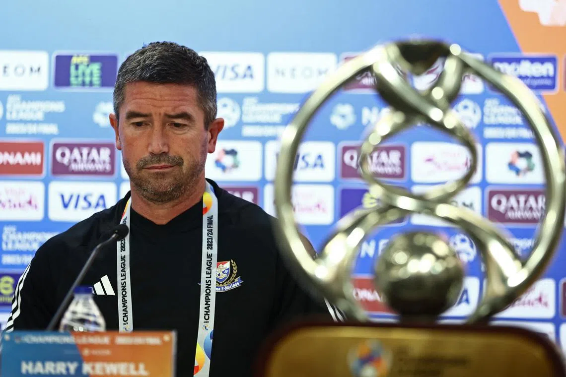 Soccer Football - Asian Champions League - Yokohama F Marinos Press Conference - Hazza bin Zayed Stadium, Abu Dhabi, United Arab Emirates - May 24, 2024 Yokohama F Marinos coach Harry Kewell during the press conference REUTERS/Amr Alfiky