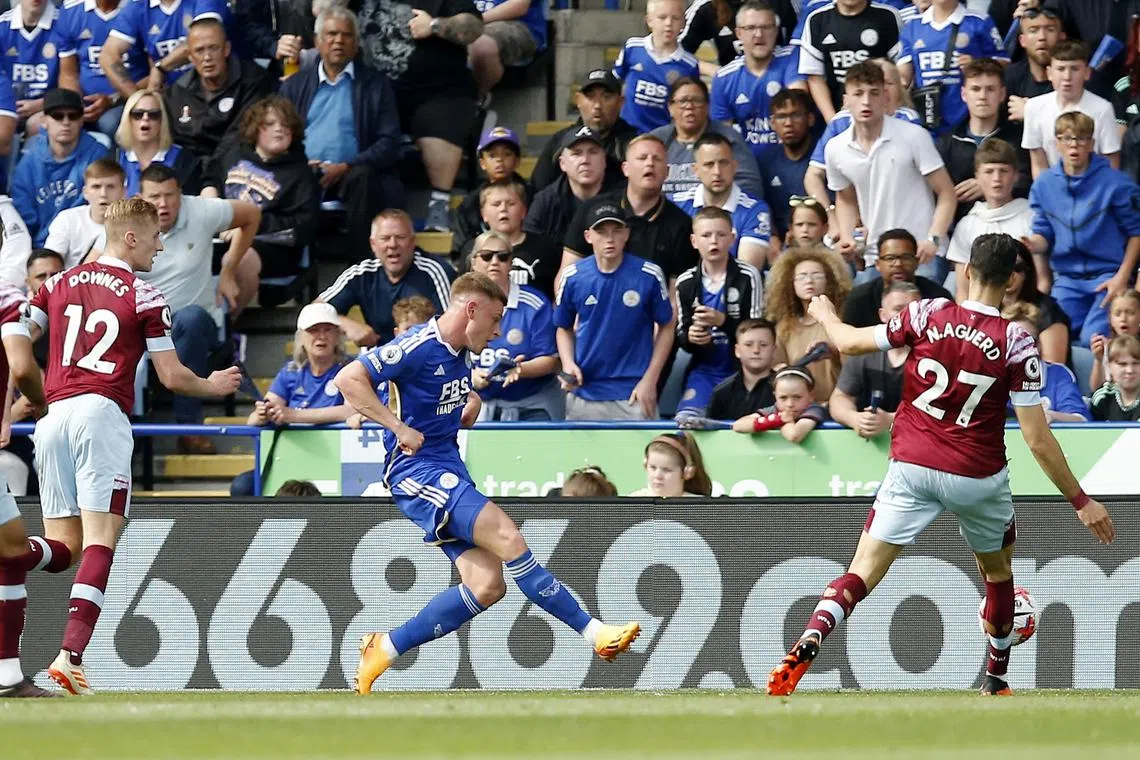 Leicester City's Harvey Barnes scores their first goal.