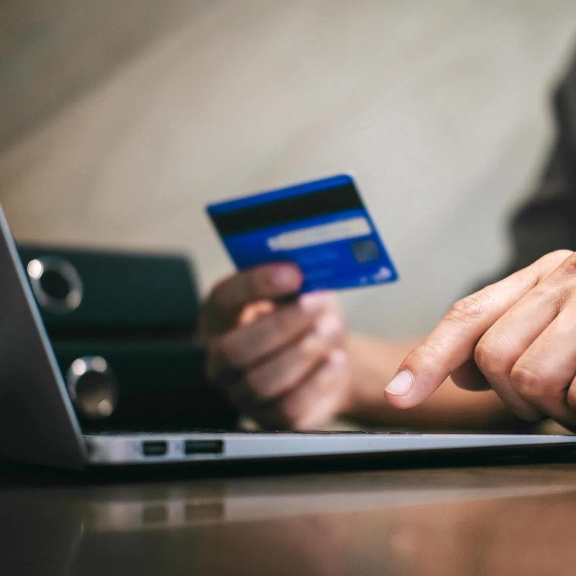 Online sellers incorrectly displayed discounts, and used pressure-selling techniques and “drip pricing”, the EU found.