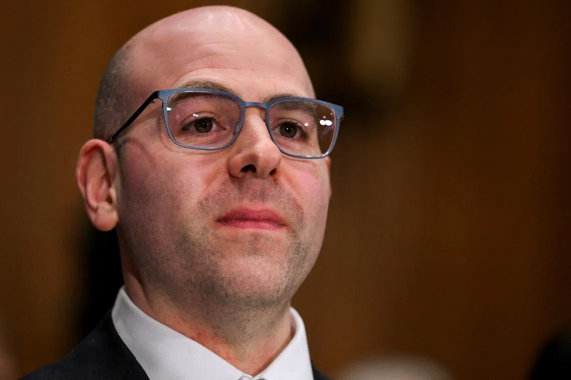 White House aide encourages countries to approach Trump with offers to cut tariffs