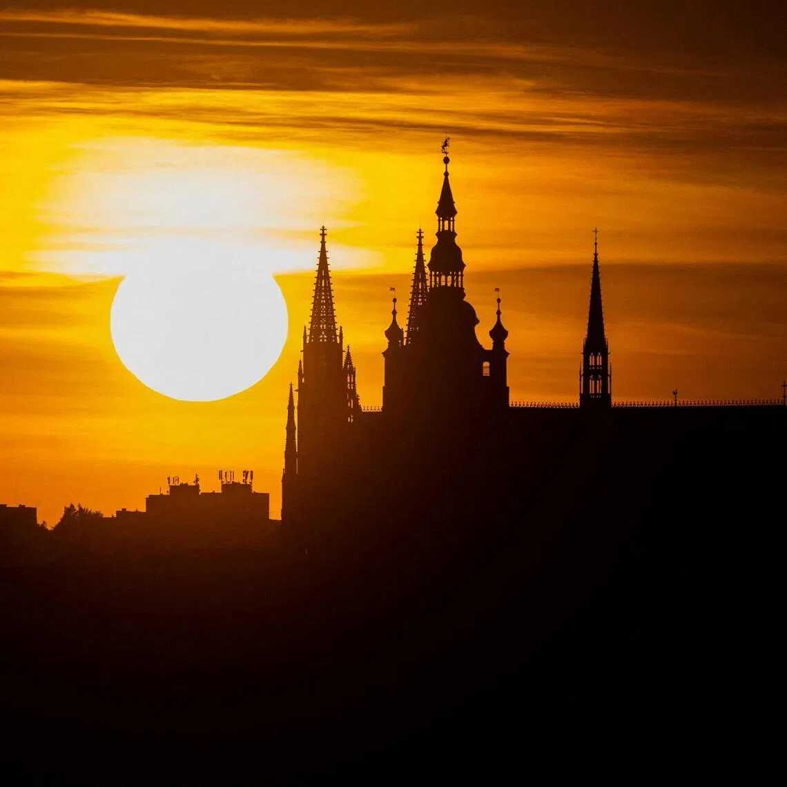 Unusually mild conditions are forecast to build in northern and central Europe in early May.
