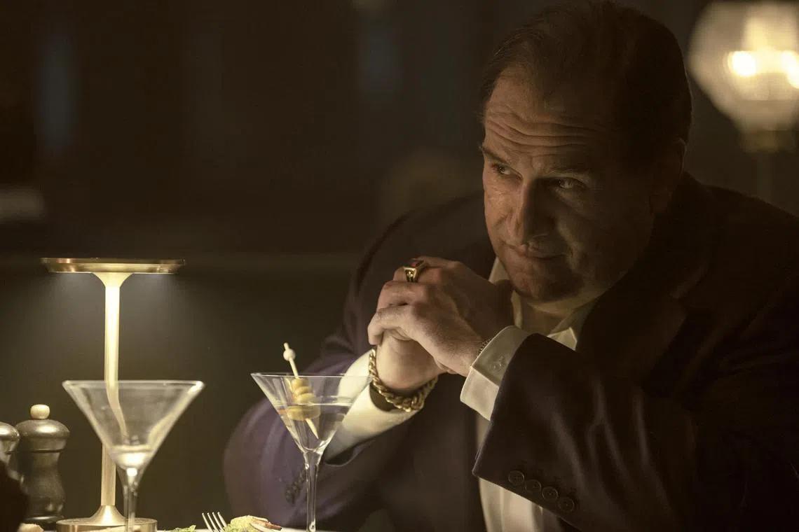 adtv04 - Colin Farrell in The Penguin



Source/copyright: HBO Go