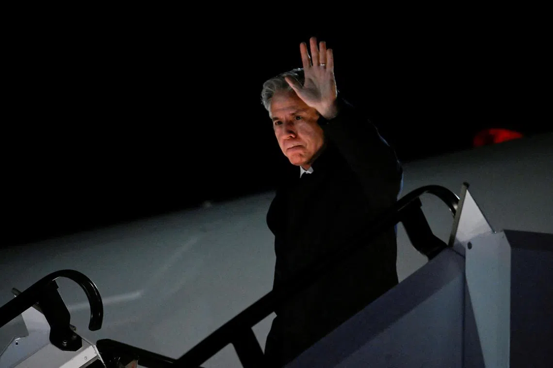FILE PHOTO: U.S. Secretary of State Antony Blinken waves upon arrival at the airport in Munich ahead the 60th Munich Security Conference (MSC) in Munich, Germany on February 15, 2024. Thomas Kienzle/Pool via REUTERS/File Photo
