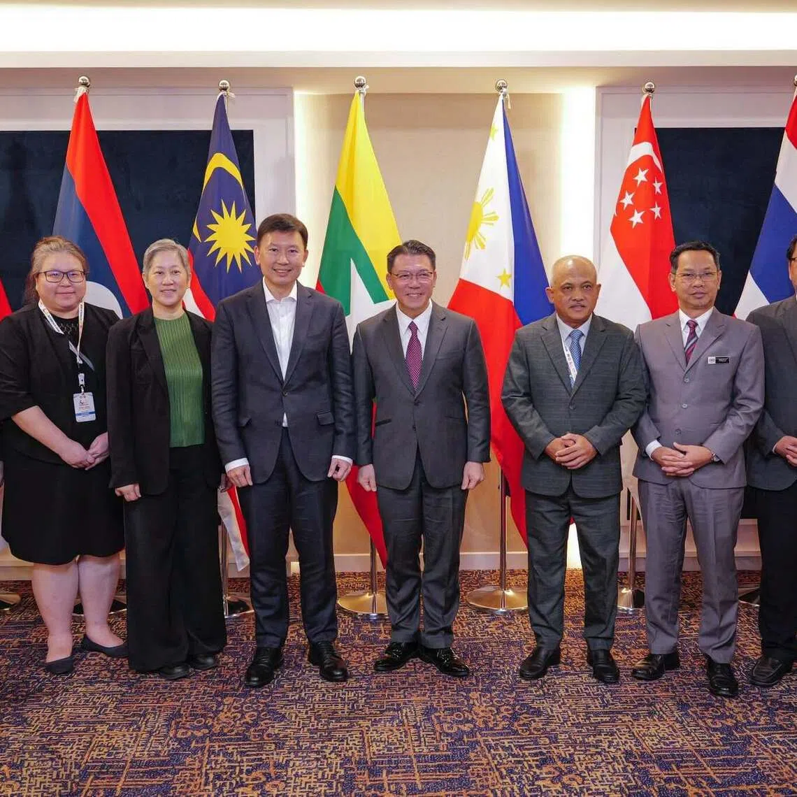 National Development Minister Chee Hong Tat (fifth from left) and Malaysia’s Housing and Local Government minister Nga Kor Ming (sixth from left) together with the roundtable attendees.