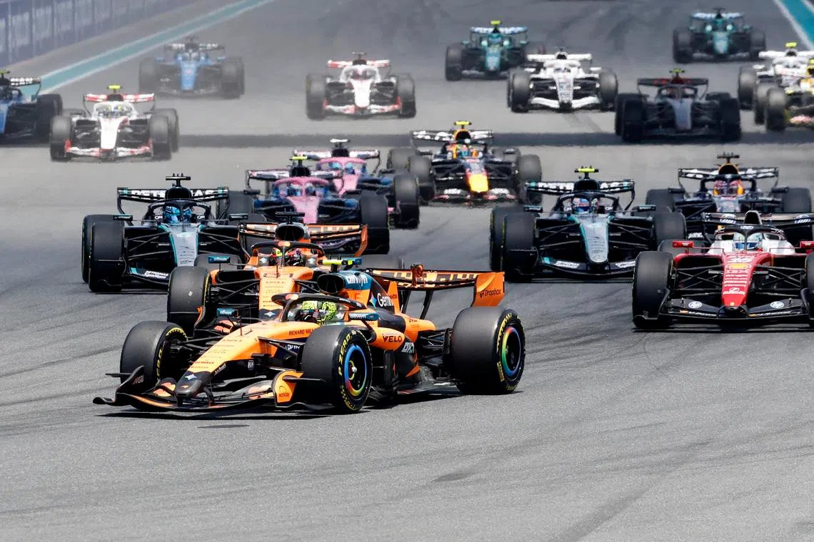 Formula One F1 - Miami Grand Prix - Miami International Autodrome, Miami, Florida, United States - May 2, 2026 McLaren's Lando Norris in action with other drivers at the start of the sprint race REUTERS/Marco Bello