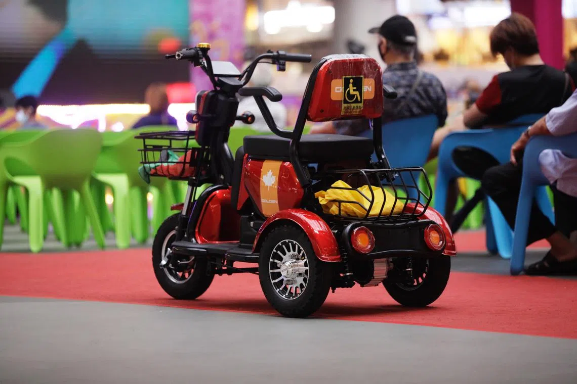 Personal mobility aids are for those unable to walk or who have walking difficulties, and they help the elderly and handicapped to achieve independent mobility.