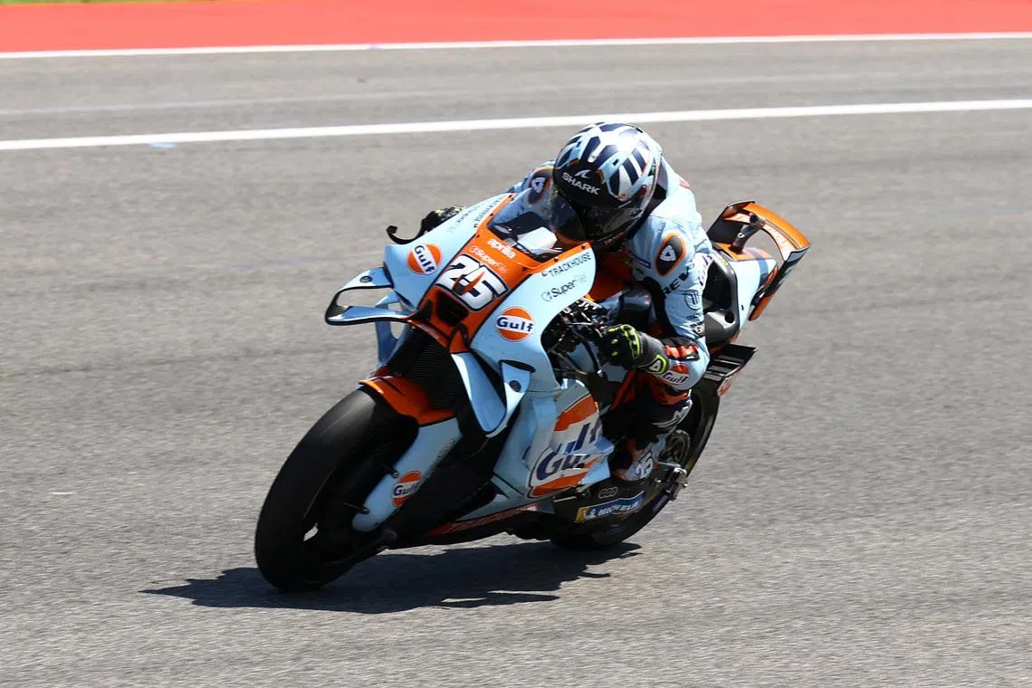 File Photo: MotoGP - Italian Grand Prix - Mugello Circuit, Scarperia e San Piero, Italy - May 30, 2026 Trackhouse MotoGP Team's Raul Fernandez in action during the sprint race REUTERS/Ciro De Luca/File Photo