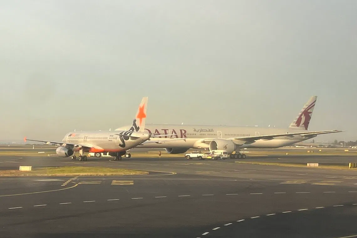 Jetstar plane narrowly avoids collision at Sydney Airport