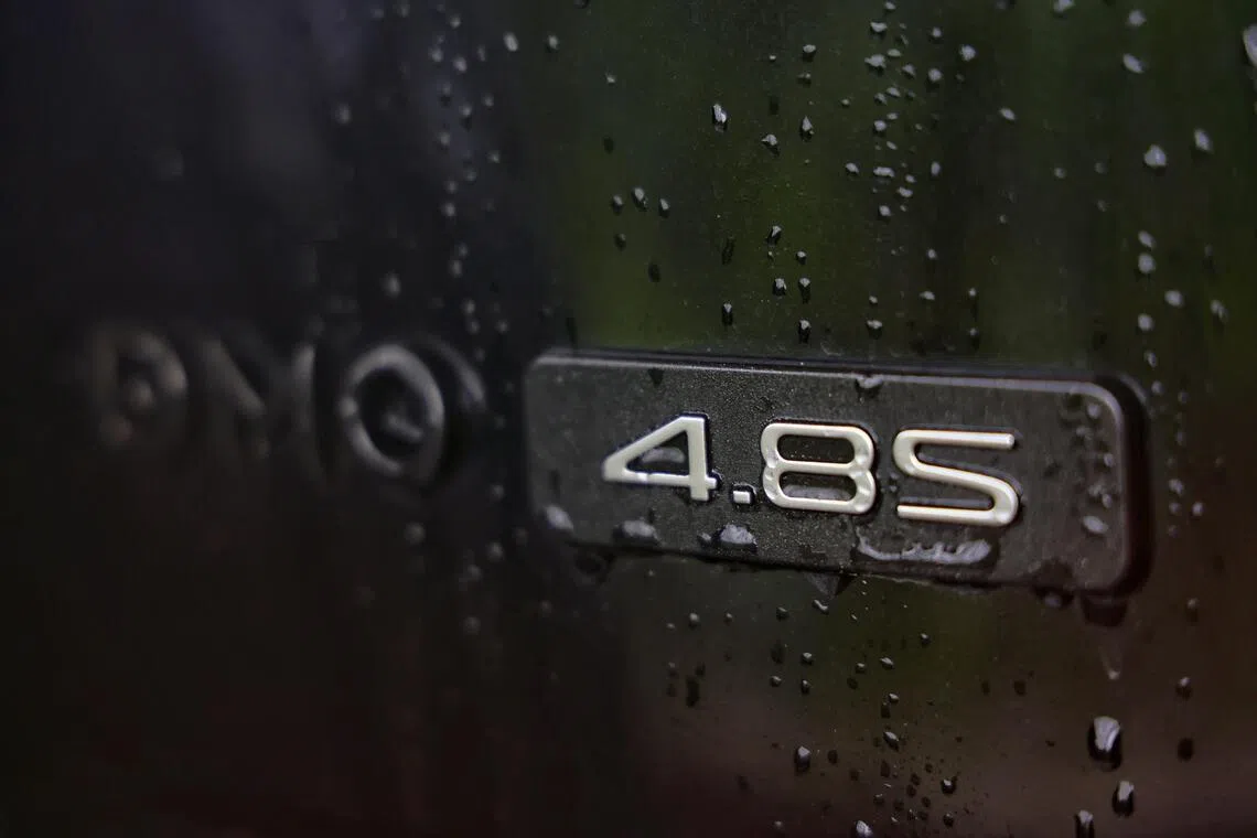 Badge on the rear door shouts the B5’s accelerative prowess.