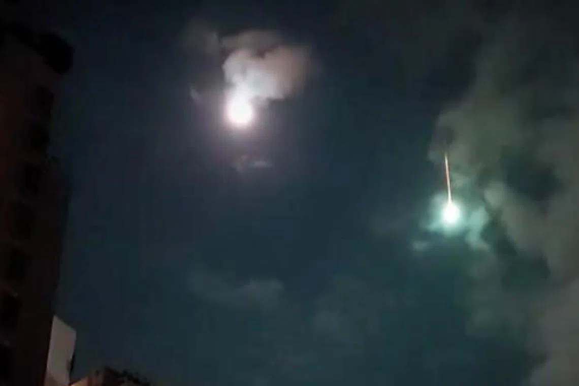 Facebook user Priyanka Vijoy uploaded a video of the meteor, describing the experience of seeing it as being “thrilling”.