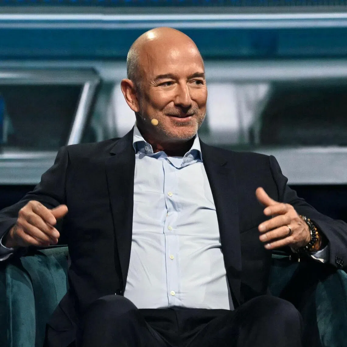 Jeff Bezos'  Blue Origin space company plans to deploy 5,408 satellites in space from the end of 2027.