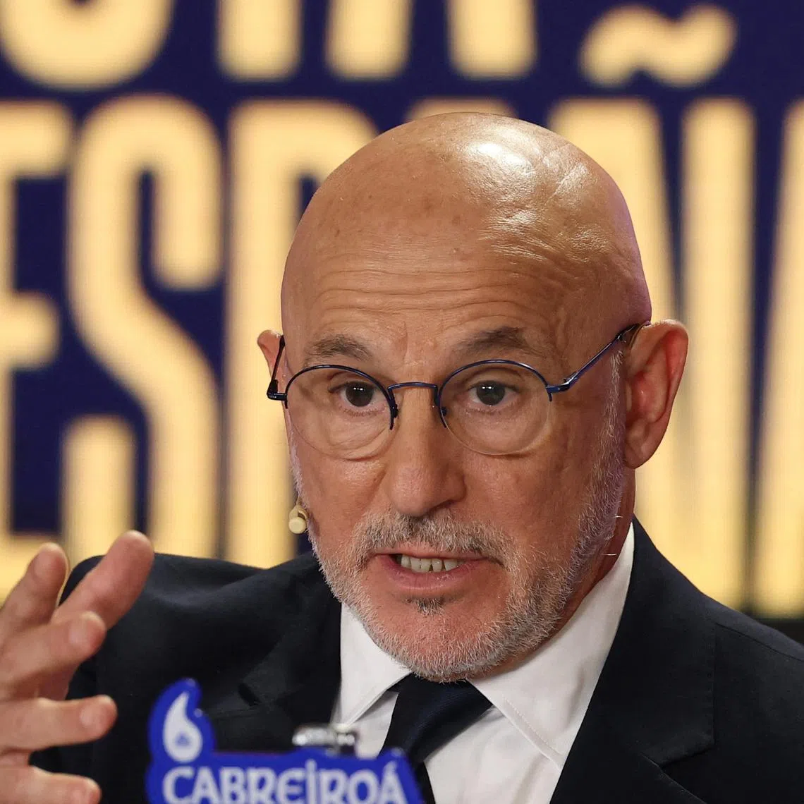 Soccer Football - FIFA World Cup 2026 - Spain coach Luis de la Fuente announces his World Cup squad - Edificio Telefonica, Madrid, Spain - May 25, 2026 Spain coach Luis de la Fuente during the press conference REUTERS/Kacper Pempel