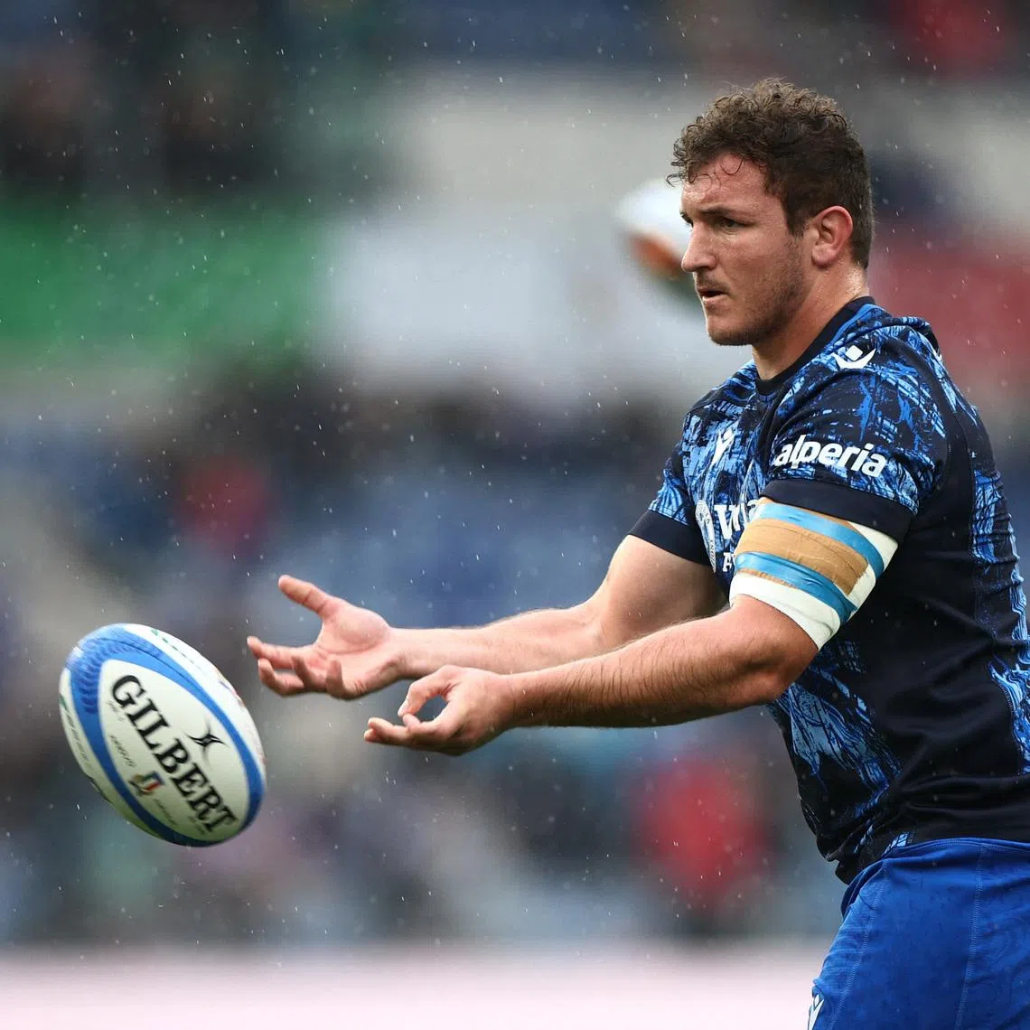 Rugby Union - Six Nations Championship - Italy v Wales - Stadio Olimpico, Rome, Italy - February 8, 2025 Italy's Michele Lamaro during the warm up before the match REUTERS/Guglielmo Mangiapane