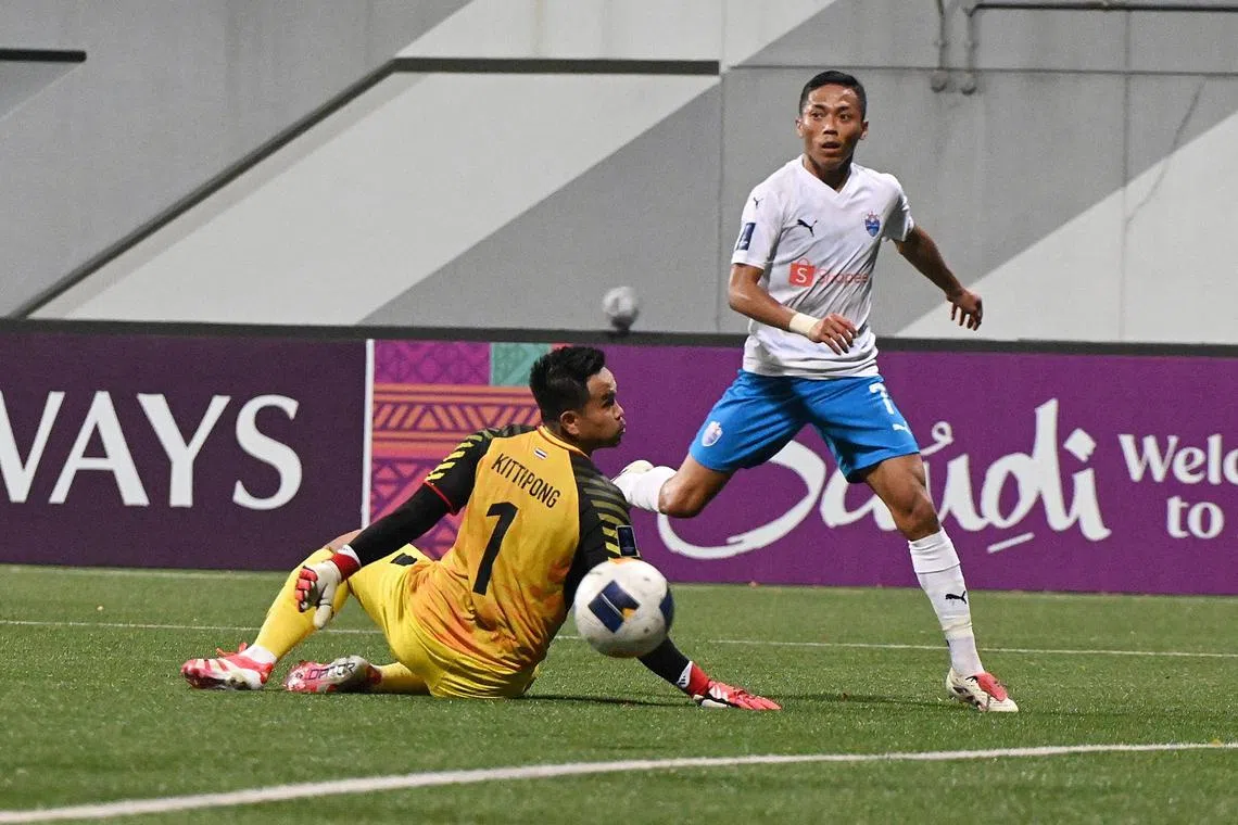 Man of the Match Shawal Anuar scored two and assisted two, helping the Lion City Sailors thrash Muangthong United 4-0.