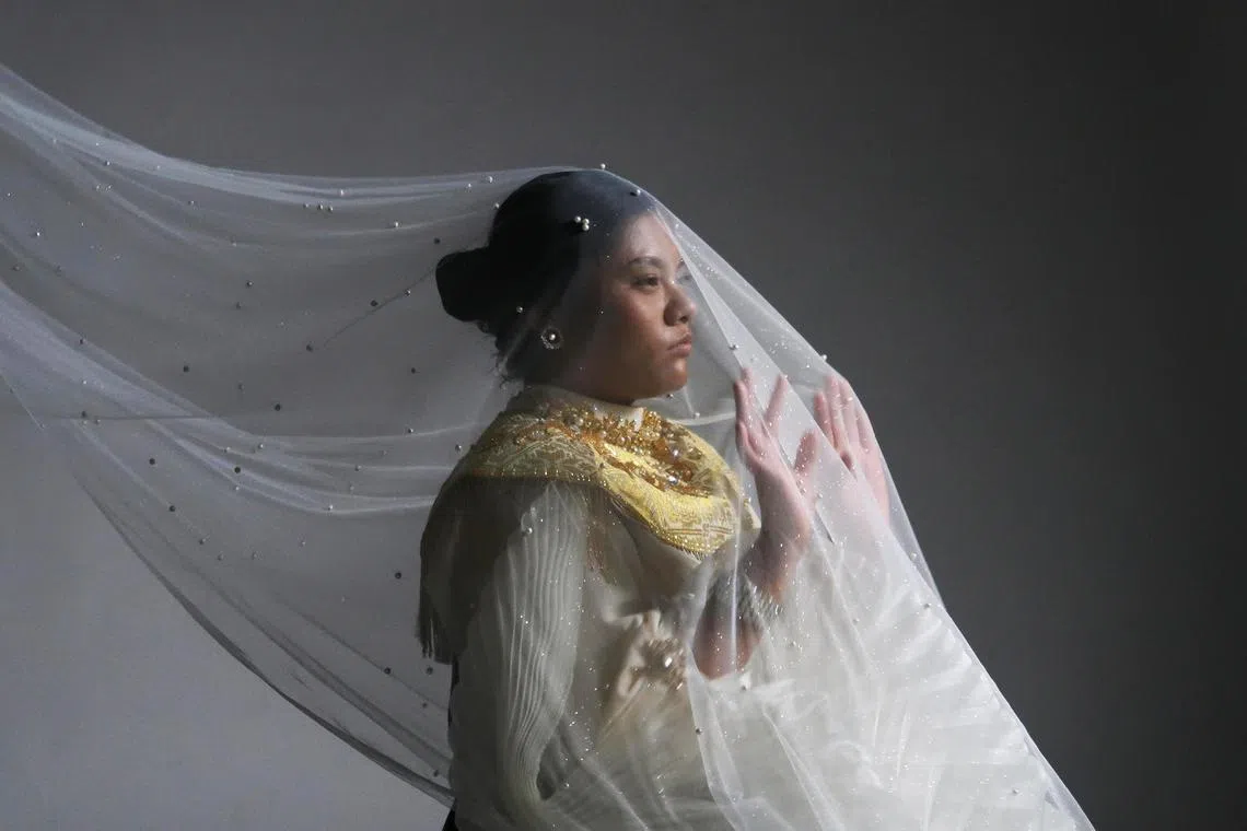 sfpicks30 - Malay performing arts company Sriwana is celebrating its 70th anniversary with a performance at the Singtel Waterfront Theatre. 

Credit and copyright: Sriwana