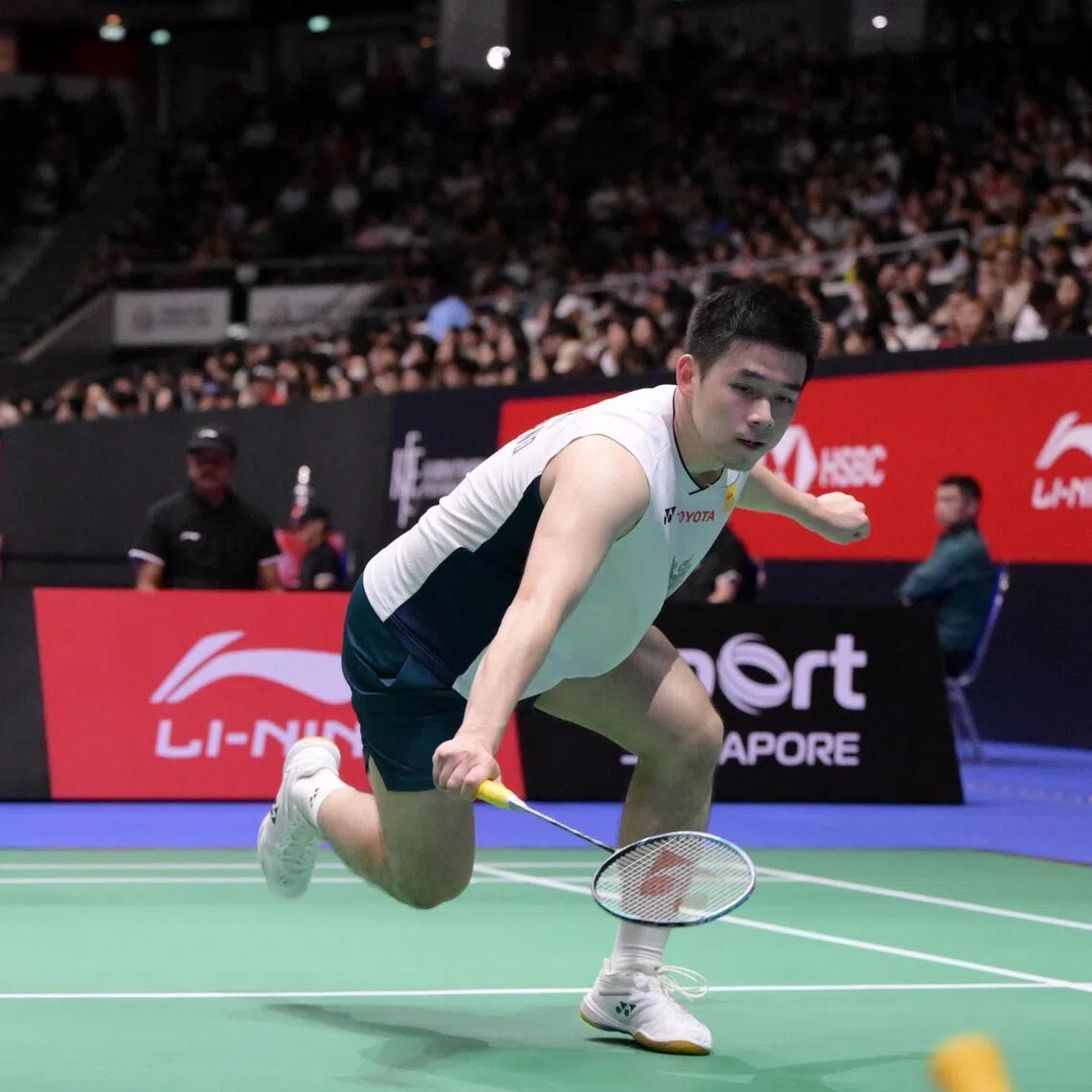 Thailand's Kunlavut Vitidsarn won his first KFF Singapore Badminton Open men's singles title in 2025.