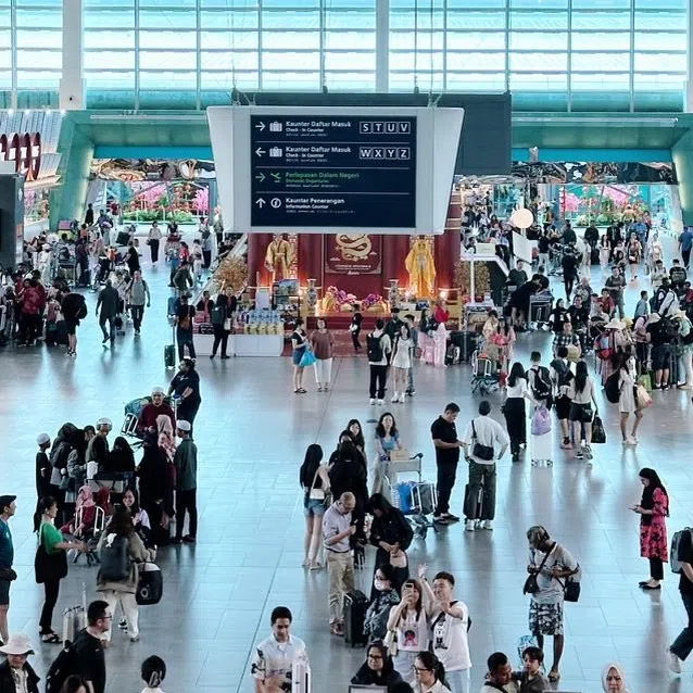 A global passenger processing system used by multiple airlines worldwide is currently experiencing temporary disruptions on Dec 23.