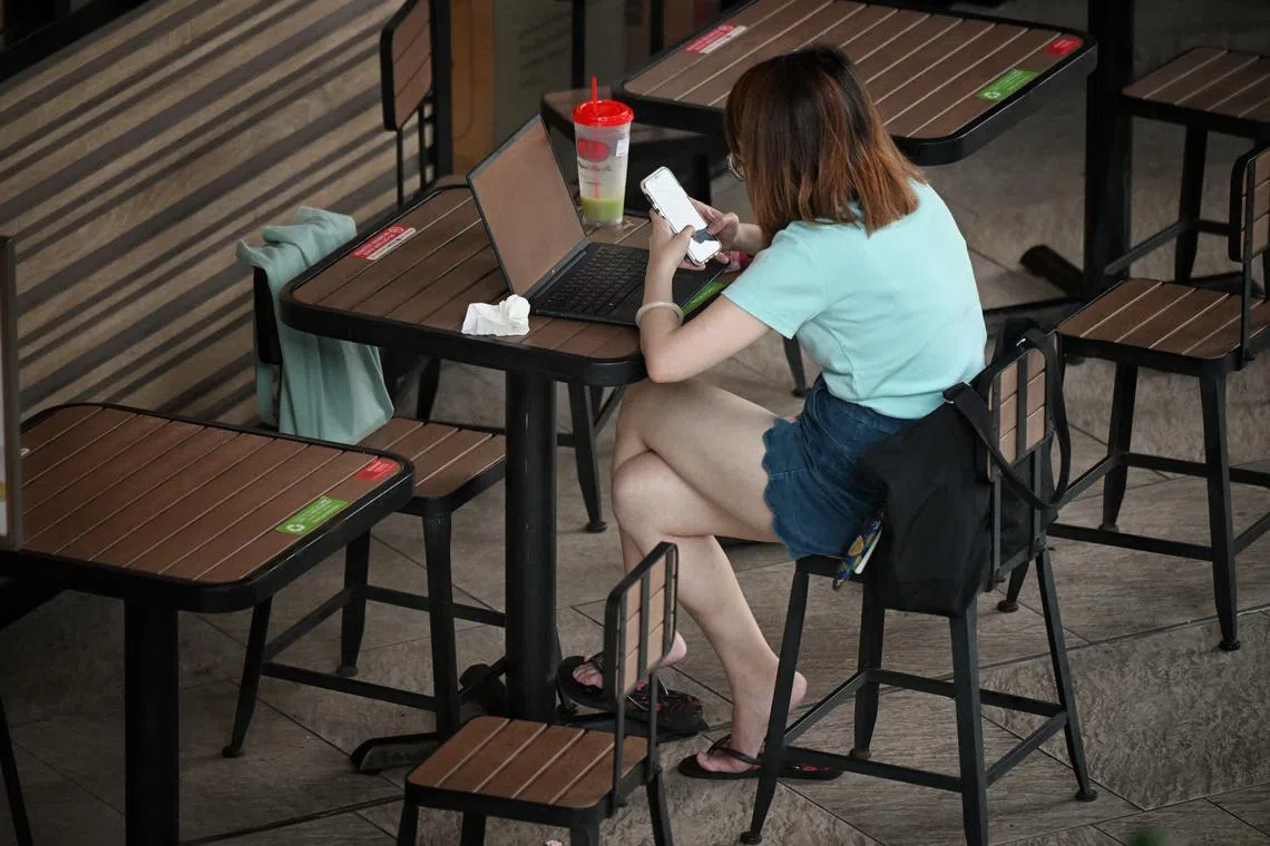 The survey shows that many Gen Z-ers see substantial dangers and costs from social media, says the writer.