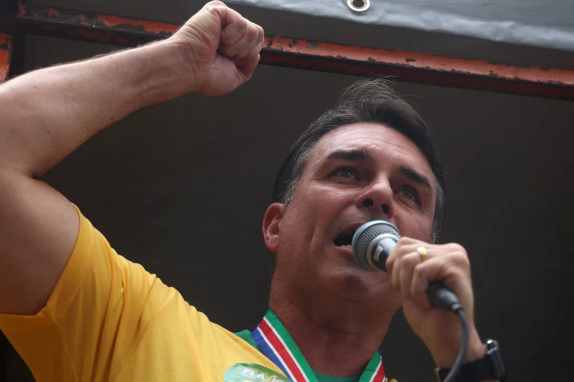Brazil's Flavio Bolsonaro, Lula tied in runoff scenario, Atlas poll shows