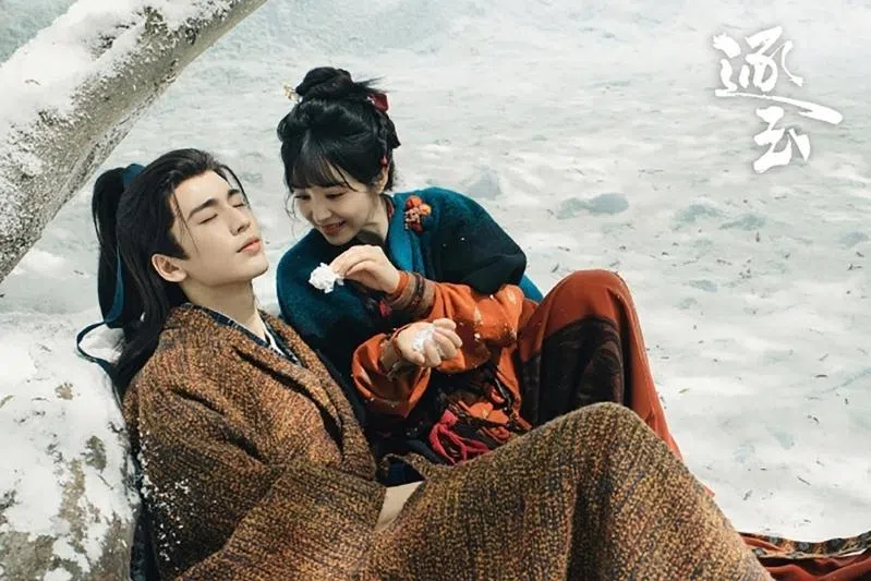 Pursuit Of Jade stars Zhang Linghe (left) and Tian Xiwei.