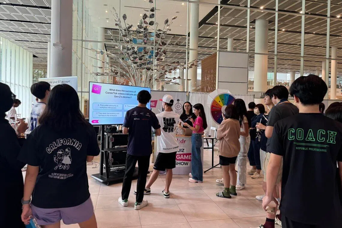 ayyread - A ST roadshow at Republic Polytechnic in 2024

Credit: SPH Media
in Digital float
