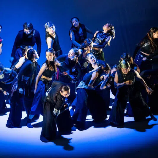 Students in Return Of Return, the SMU production that gave rise to the undergraduate course Choreographing the City-State: Dance and Multiculturalism in Singapore.